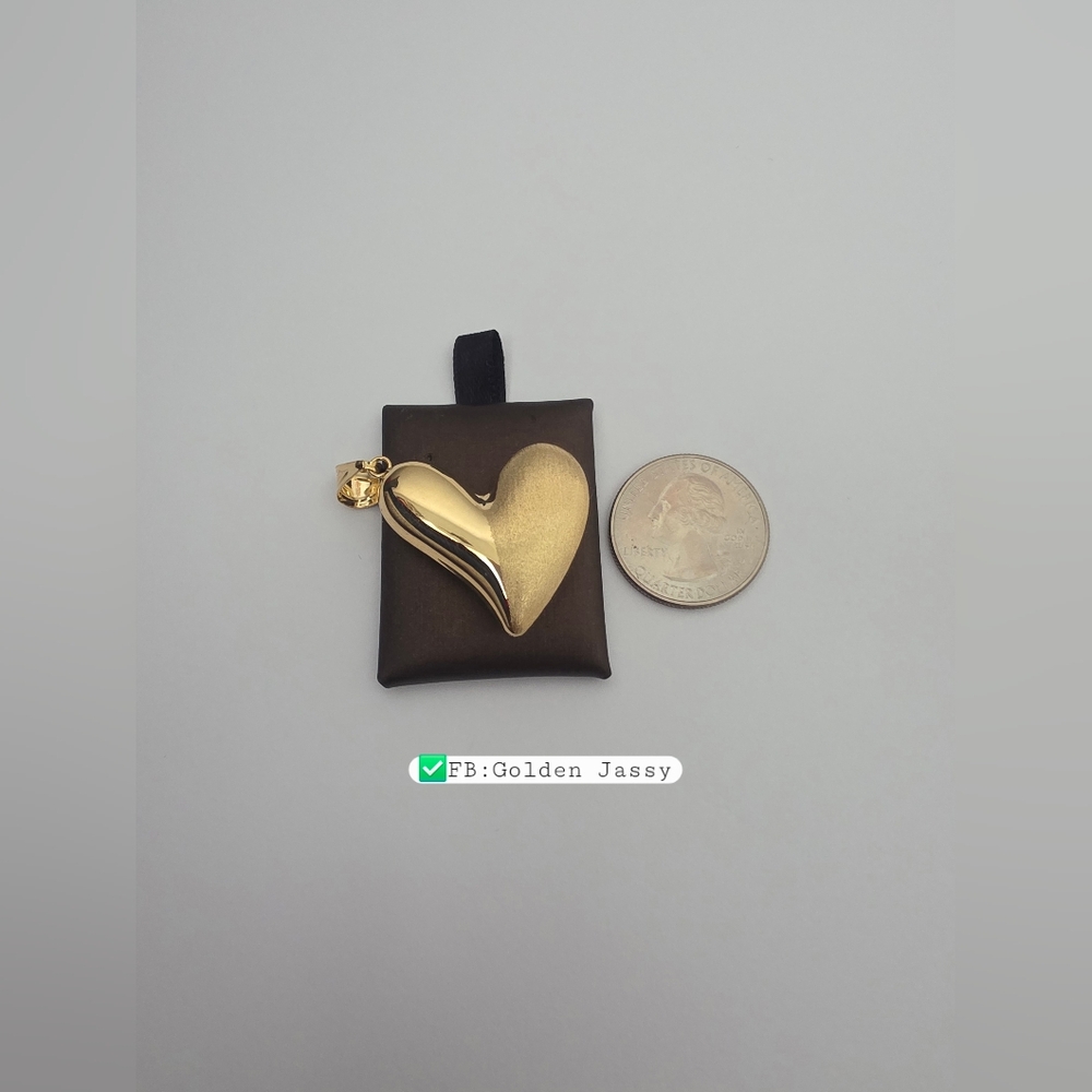 18K Real Gold Sexy Heart Pendant